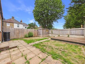 REAR GARDEN- click for photo gallery